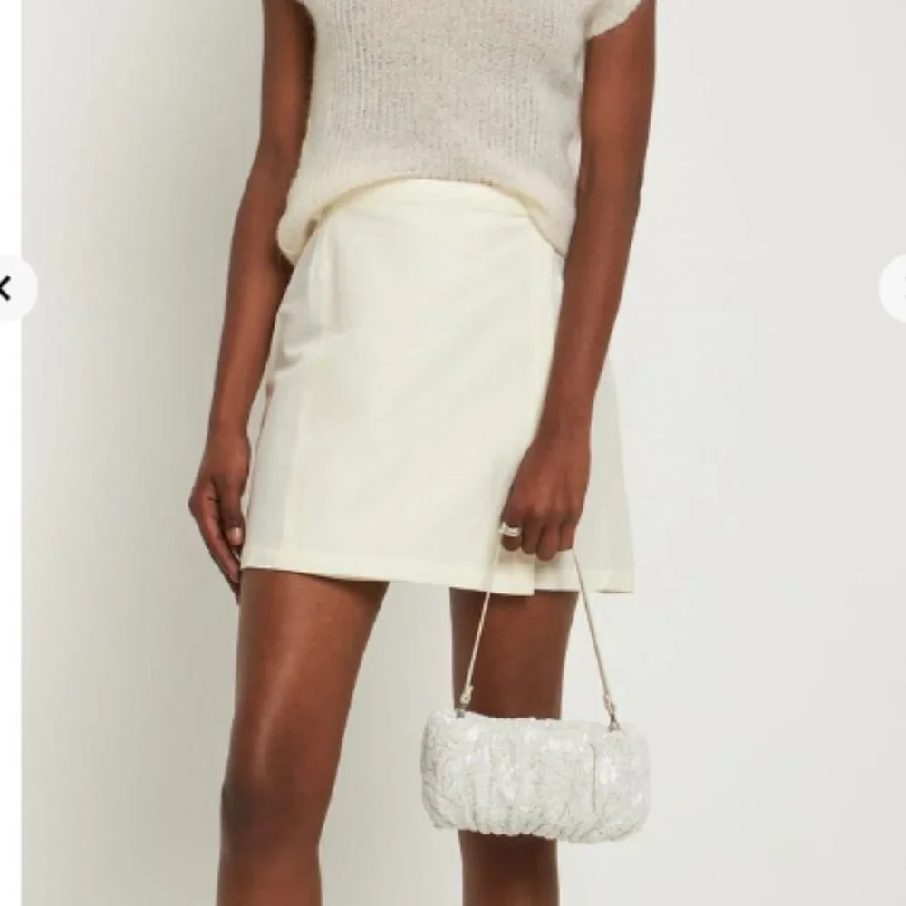 STAUD BEADED BEAN BAG CREAM SWIRL - Picture 4 of 11